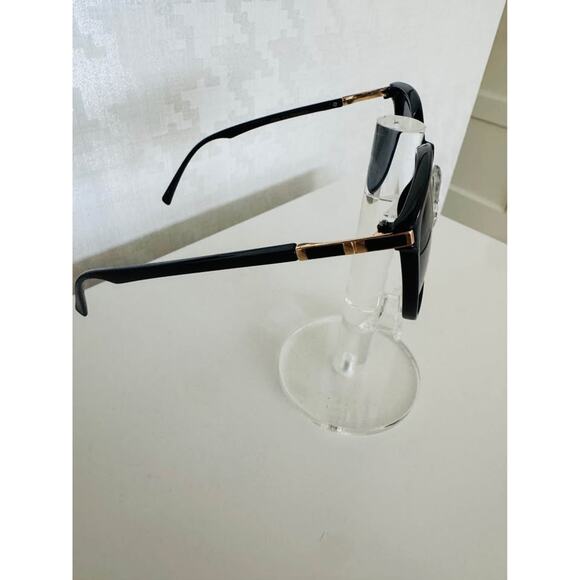 Black Sunglasses - Picture 3 of 3